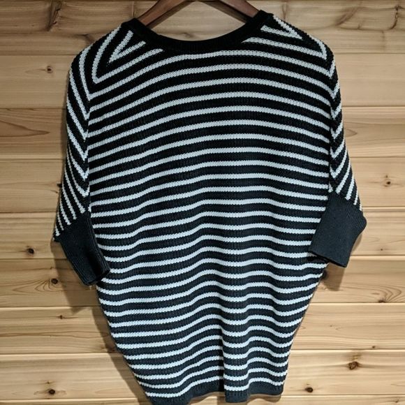 Express Gray and White Striped Slouch Sweater - Picture 6 of 10